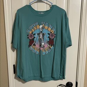 Teal Graphic Tee with Skeleton and Roses